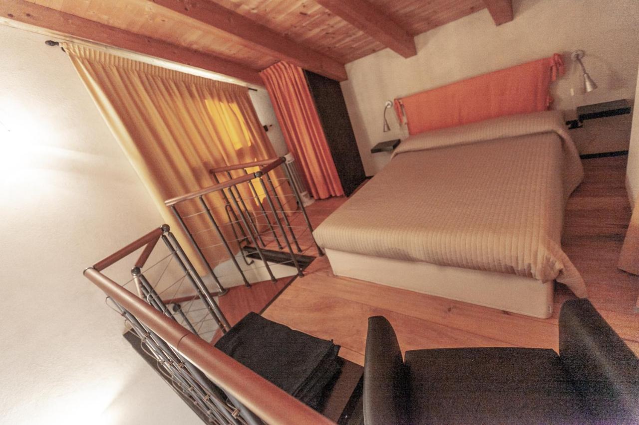 Al Centro Del Borgo Apartment Guarene Bagian luar foto