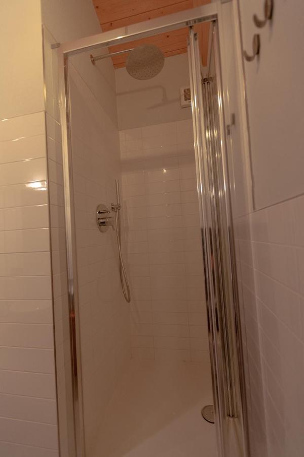 Al Centro Del Borgo Apartment Guarene Bagian luar foto
