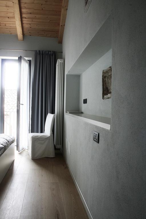 Al Centro Del Borgo Apartment Guarene Bagian luar foto
